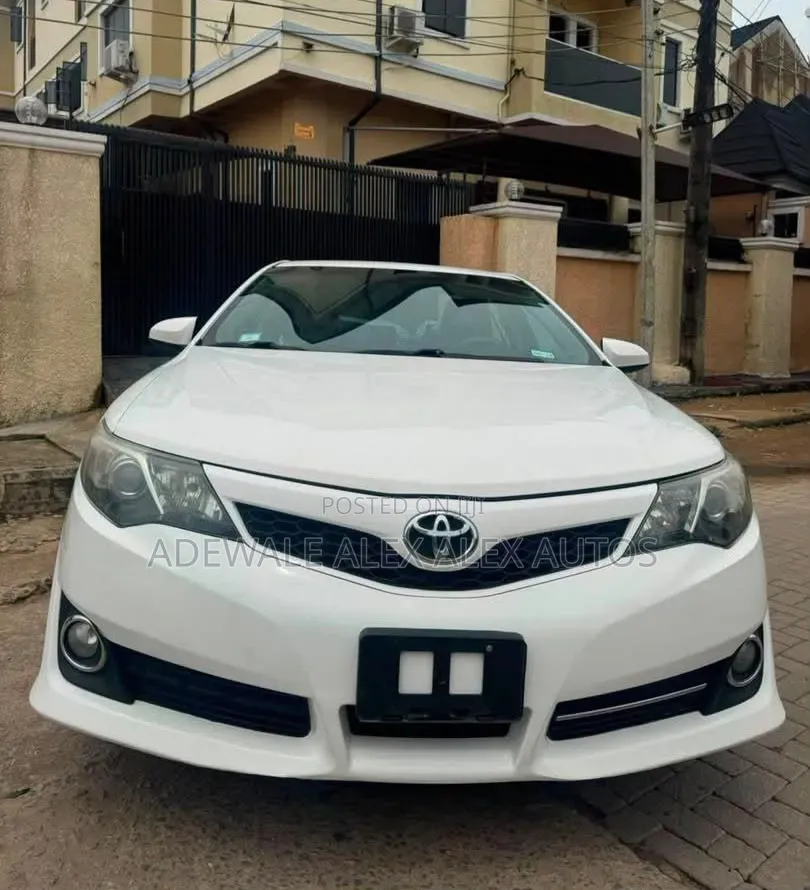 Toyota Camry 2013 White