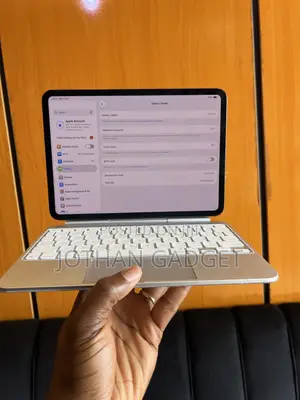 Apple iPad Pro 11 (2025) 256 GB Gray