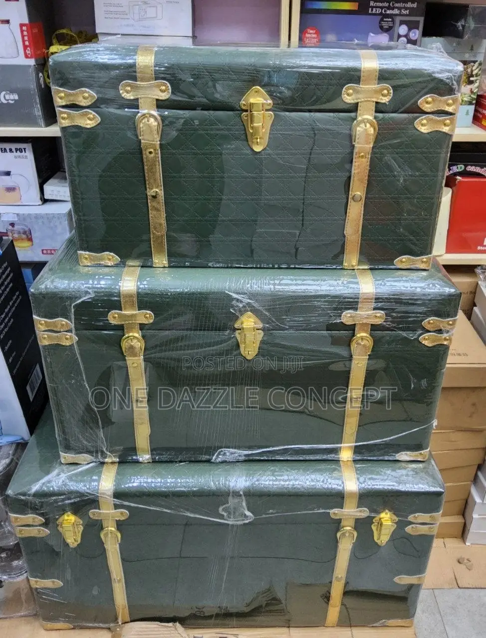 Green &Gold Embossed Hamper Luxury Box /Storage Box