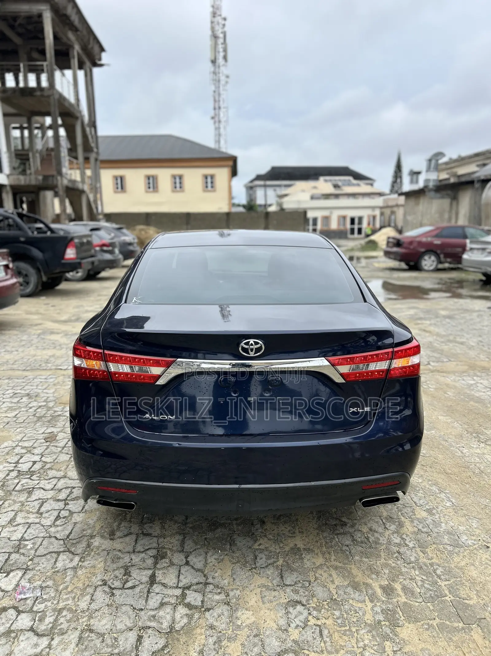 Toyota Avalon 2013 Blue
