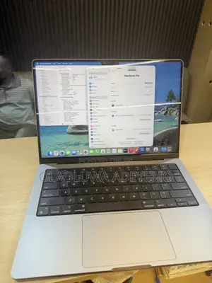 Laptop Apple MacBook Pro 2023 M2 Pro 16GB Apple M2 SSD 512GB