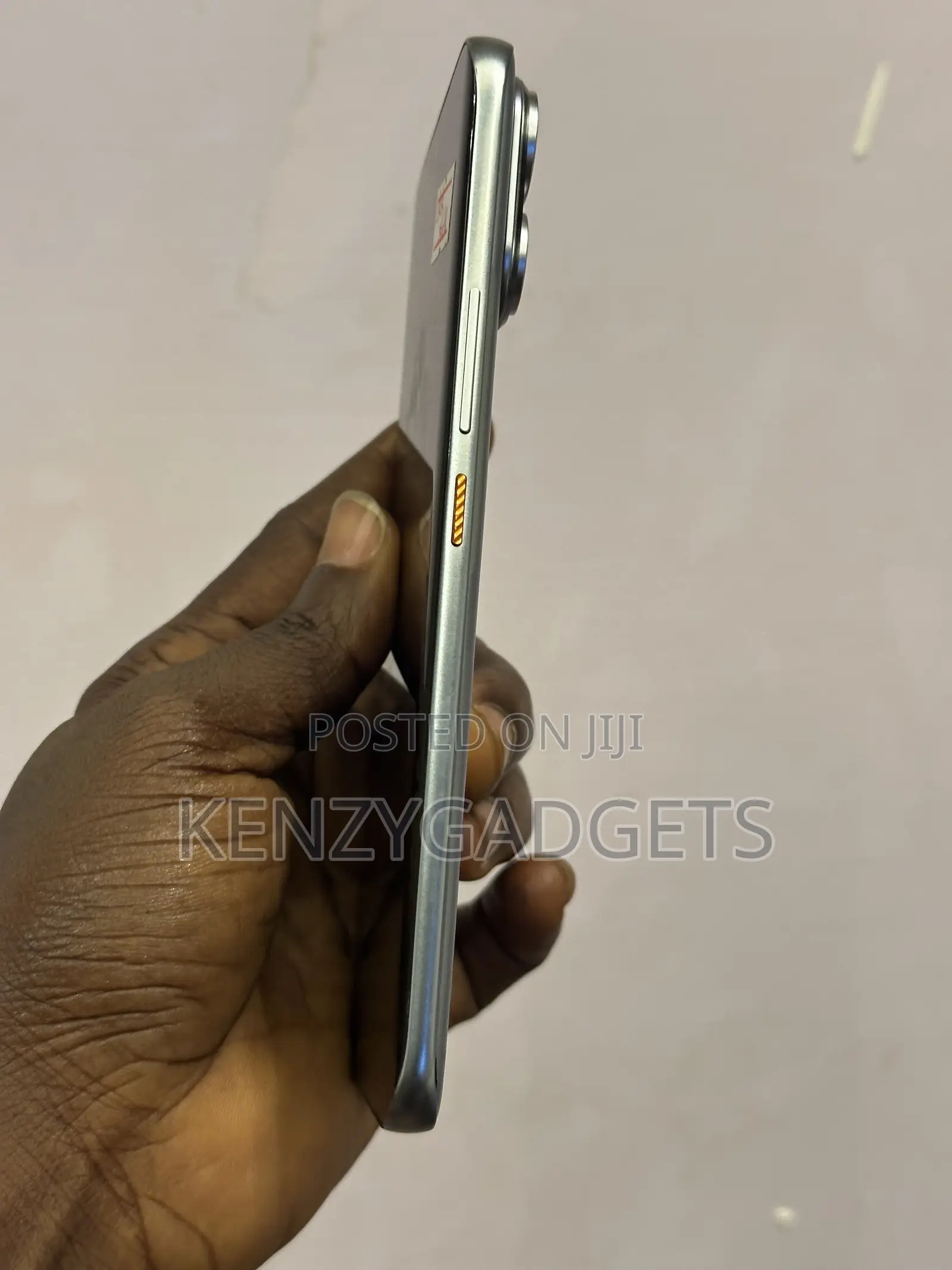 Tecno Pova Curve 2 5G 256 GB Silver