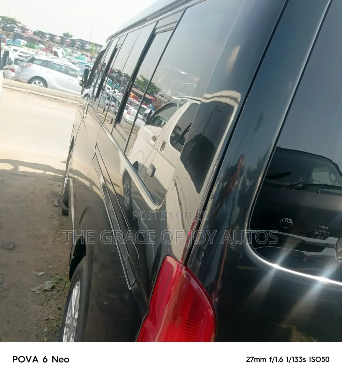 Toyota HiAce 2012 Black