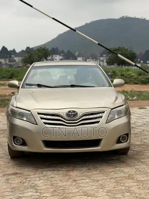 Toyota Camry LE 4dr Sedan (2.4L 4cyl 5A) 2007 Gold