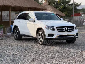 Mercedes-Benz GLC-Class 2017 White