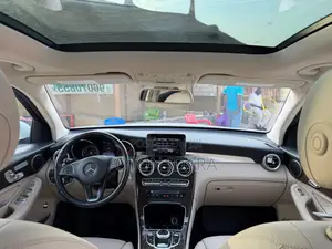 Mercedes-Benz GLC-Class 2017 White