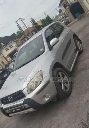 Toyota RAV4 2.0 VVT-i 2008 Silver