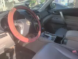 Toyota Highlander 2013 Gray