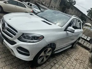 Mercedes-Benz GLE-Class GLE 350 4MATIC 2019 White