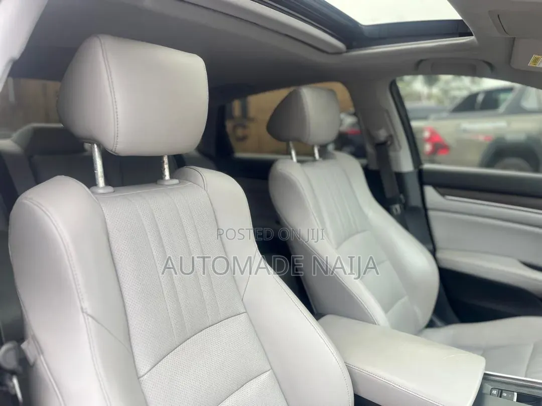 Honda Accord Touring 2018 Blue