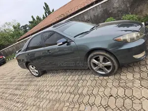 Toyota Camry 2006 Green