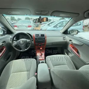 Toyota Corolla 2013 Silver