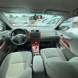 Toyota Corolla 2013 Silver