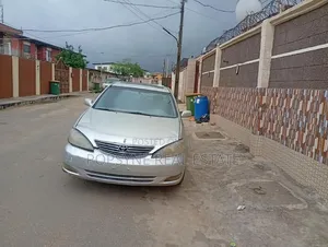 Toyota Camry 2006 Silver