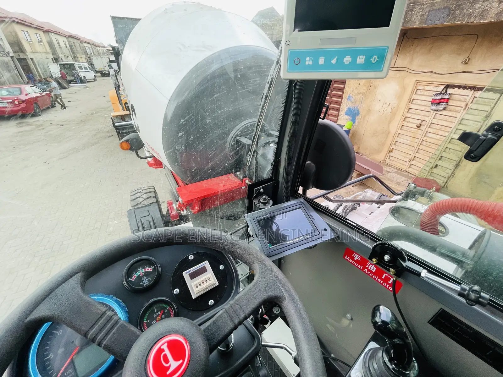 Self Loading Concrete Mixer 6.5 Cubic Truck