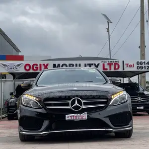 Mercedes-Benz C400 4Matic AWD Sedan (3.0L V6 7A) 2015 Black