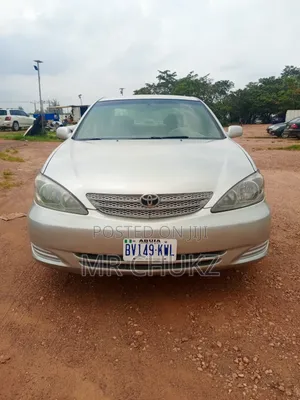 Toyota Camry 2004 Silver