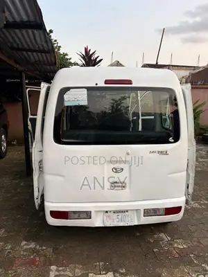 Daihatsu Hijet 2021 White