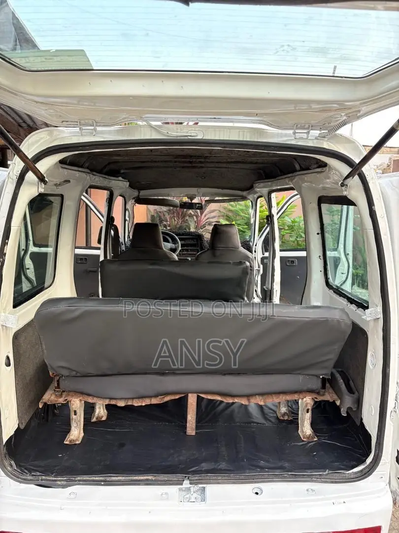 Daihatsu Hijet 2021 White