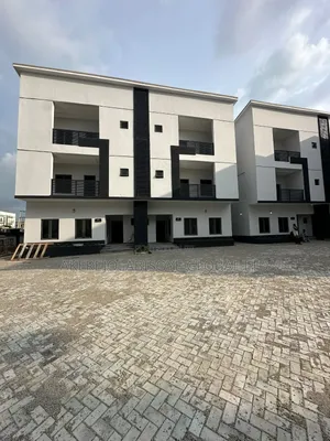 4bdrm Duplex in Lifecamp Abuja for rent