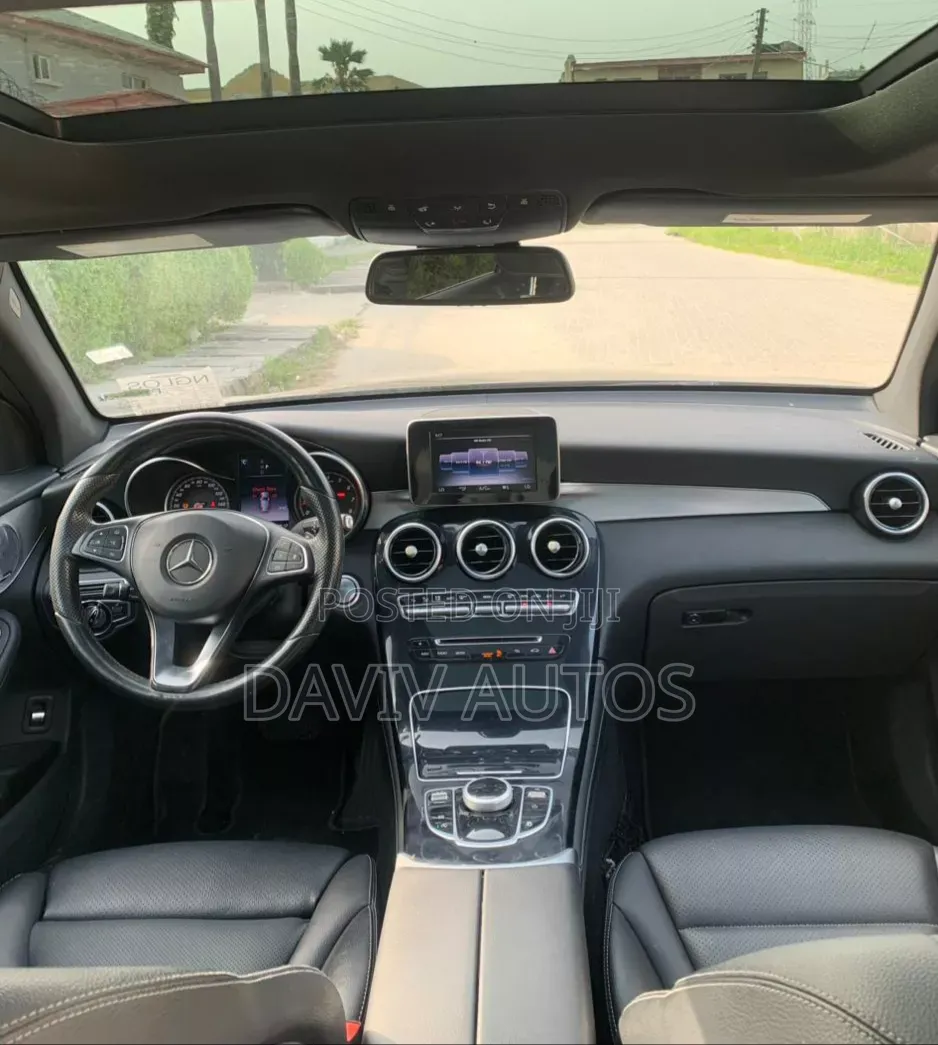 Mercedes-Benz GLC-Class 2017 Black