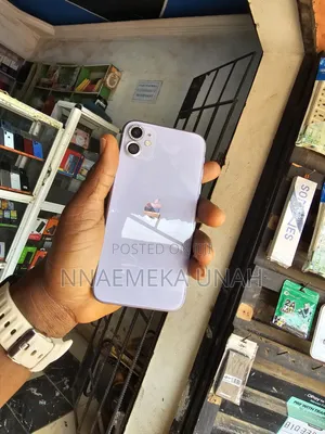 Apple iPhone XR 64 GB White