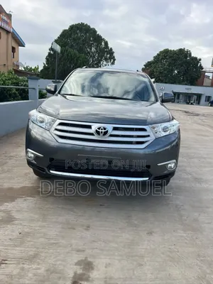 Toyota Highlander Limited 2011 Gray
