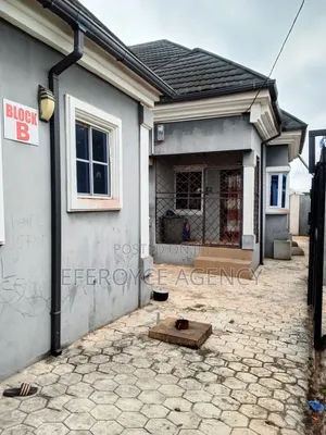 2bdrm Apartment in Agbor Road, Benin City for rent