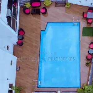 1-Bed Luxury Apartment With Olympic Swimming Pool in Lekki Phase 1