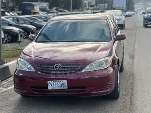 Toyota Camry XLE 4dr Sedan (2.4L 4cyl 4A) 2004 Red
