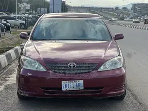 Toyota Camry XLE 4dr Sedan (2.4L 4cyl 4A) 2004 Red