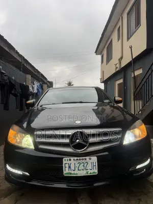 Mercedes-Benz C300 Sport Sedan AWD (3.0L 6cyl 7A) 2009 Black