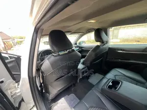 Toyota Camry 2020 White