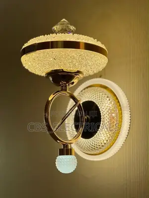 Luxury Modern Gold & Crystal LED Wall Bracket Light