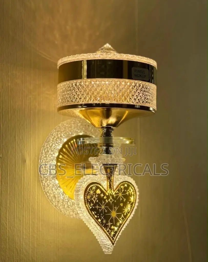 Luxury Modern Gold & Crystal LED Wall Bracket Light