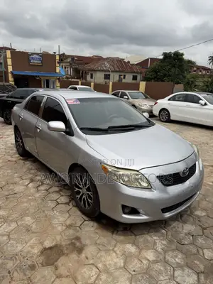 Toyota Corolla 2009 Silver