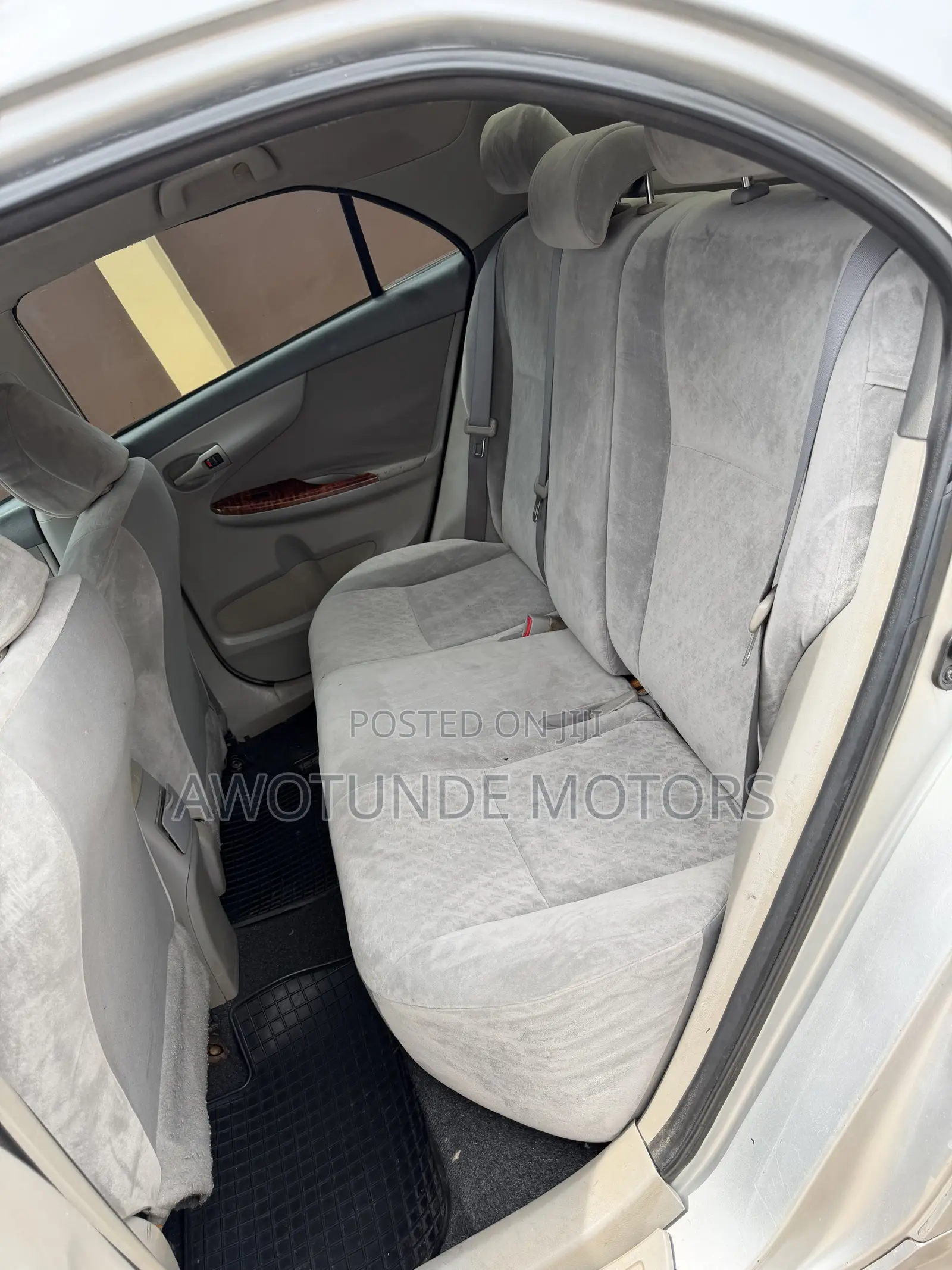 Toyota Corolla 2009 Silver