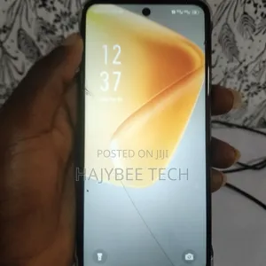 Infinix Hot 50i 128 GB Black