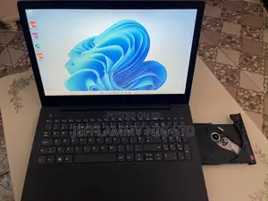 Laptop Lenovo V130-15IKB 4GB Intel Core i5 HDD 128GB
