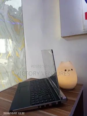 Laptop Dell Latitude 3330 8GB Intel Core i3 HDD 250GB