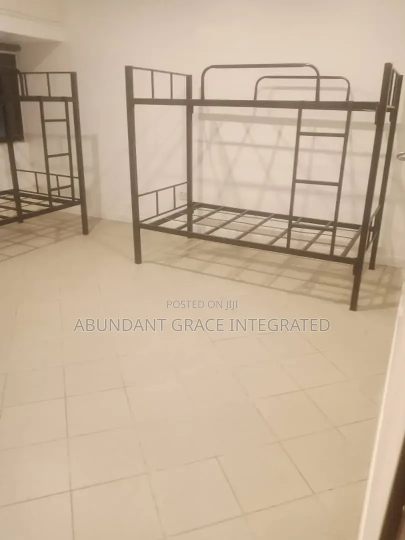 3x6 Metal Stack Bed.