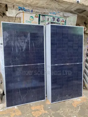 650 Watts Jinko Panel