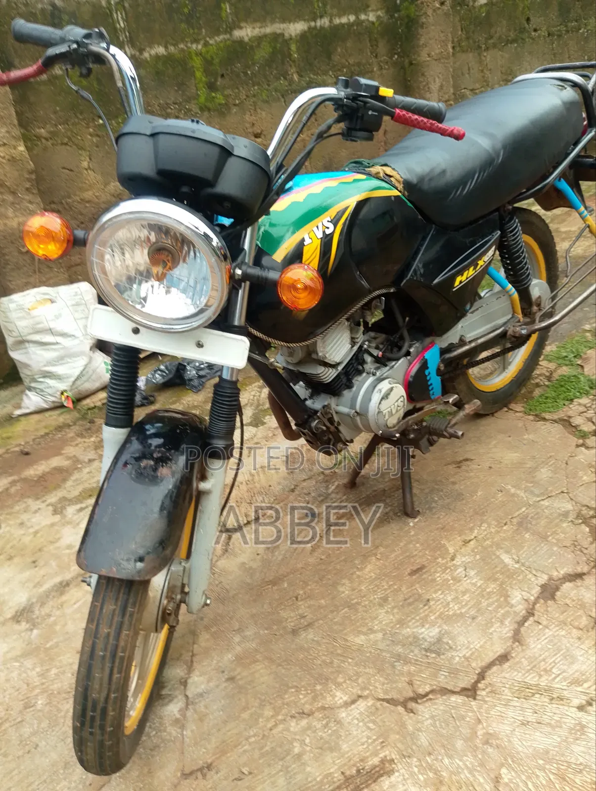 TVS HLX 125 2023 Black