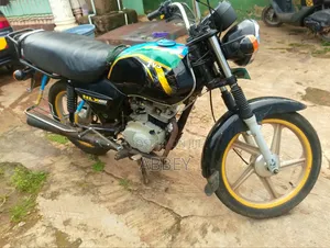 TVS HLX 125 2023 Black