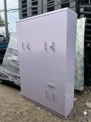 Cute Shinning Wadrobe