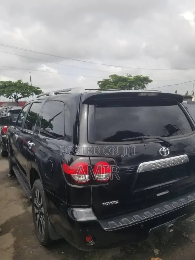 Toyota Sequoia 2017 Black