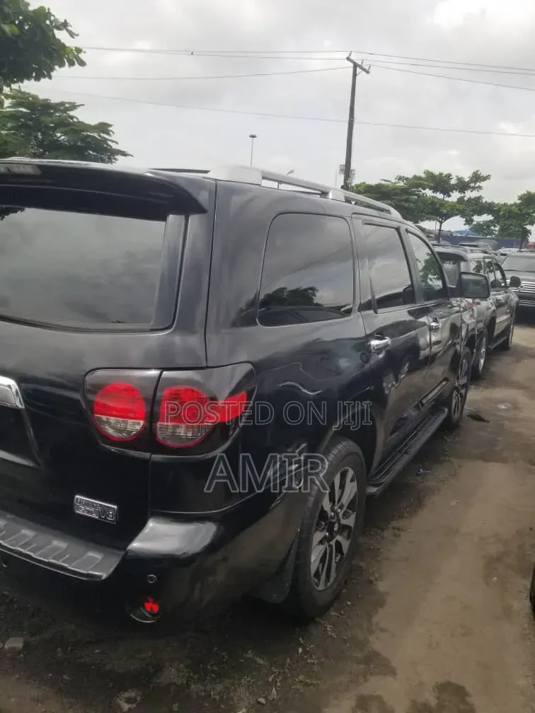Toyota Sequoia 2017 Black