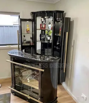 Wine Bar With Adjustable Wings