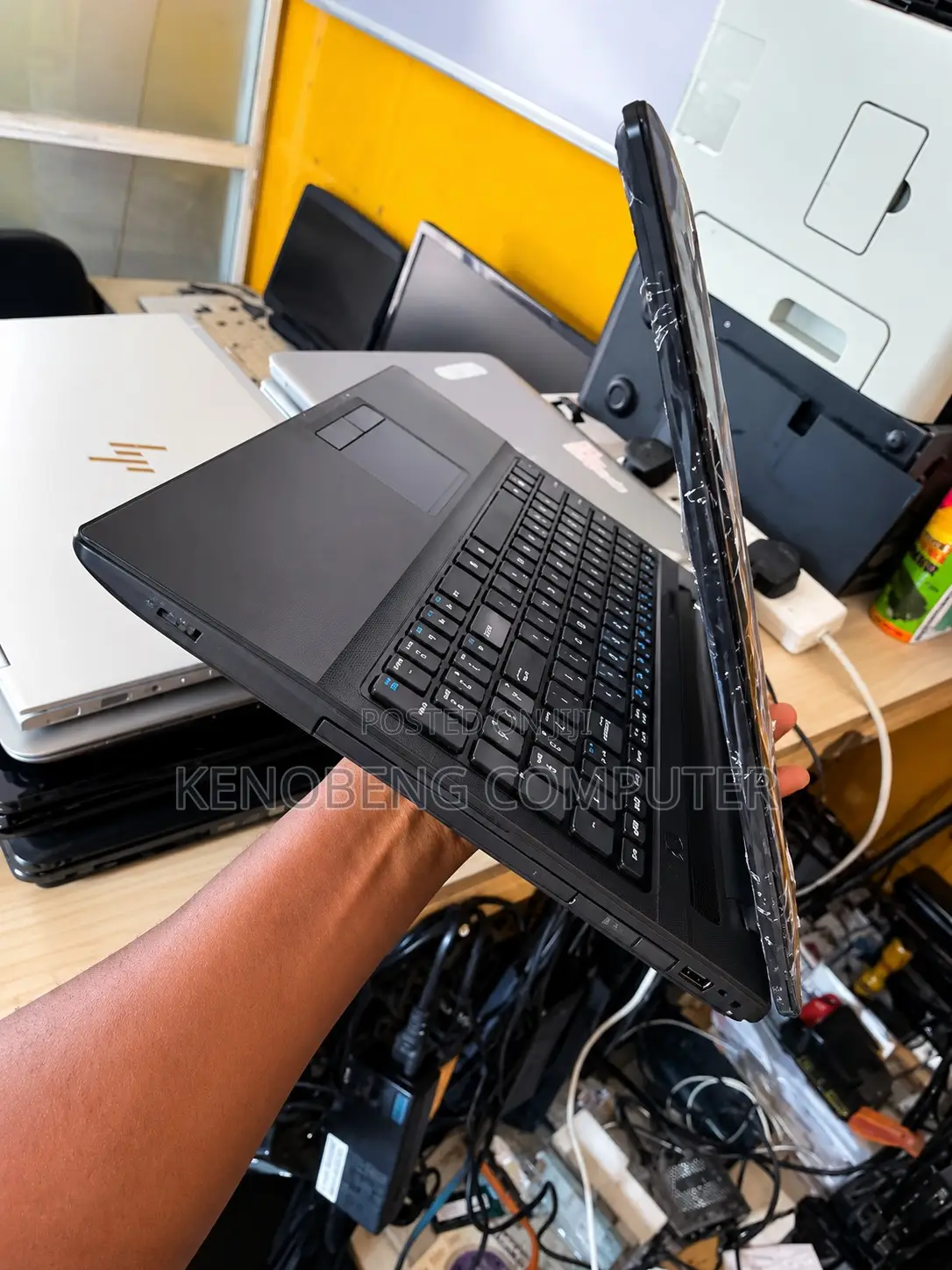 Laptop Asus 4GB Intel Core i7 HDD 250GB