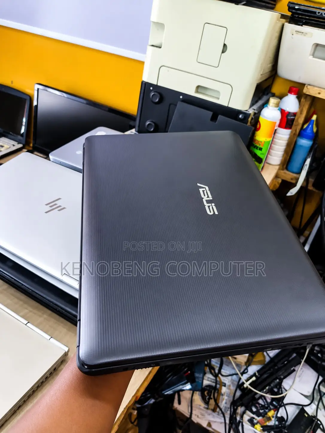 Laptop Asus 4GB Intel Core i7 HDD 250GB